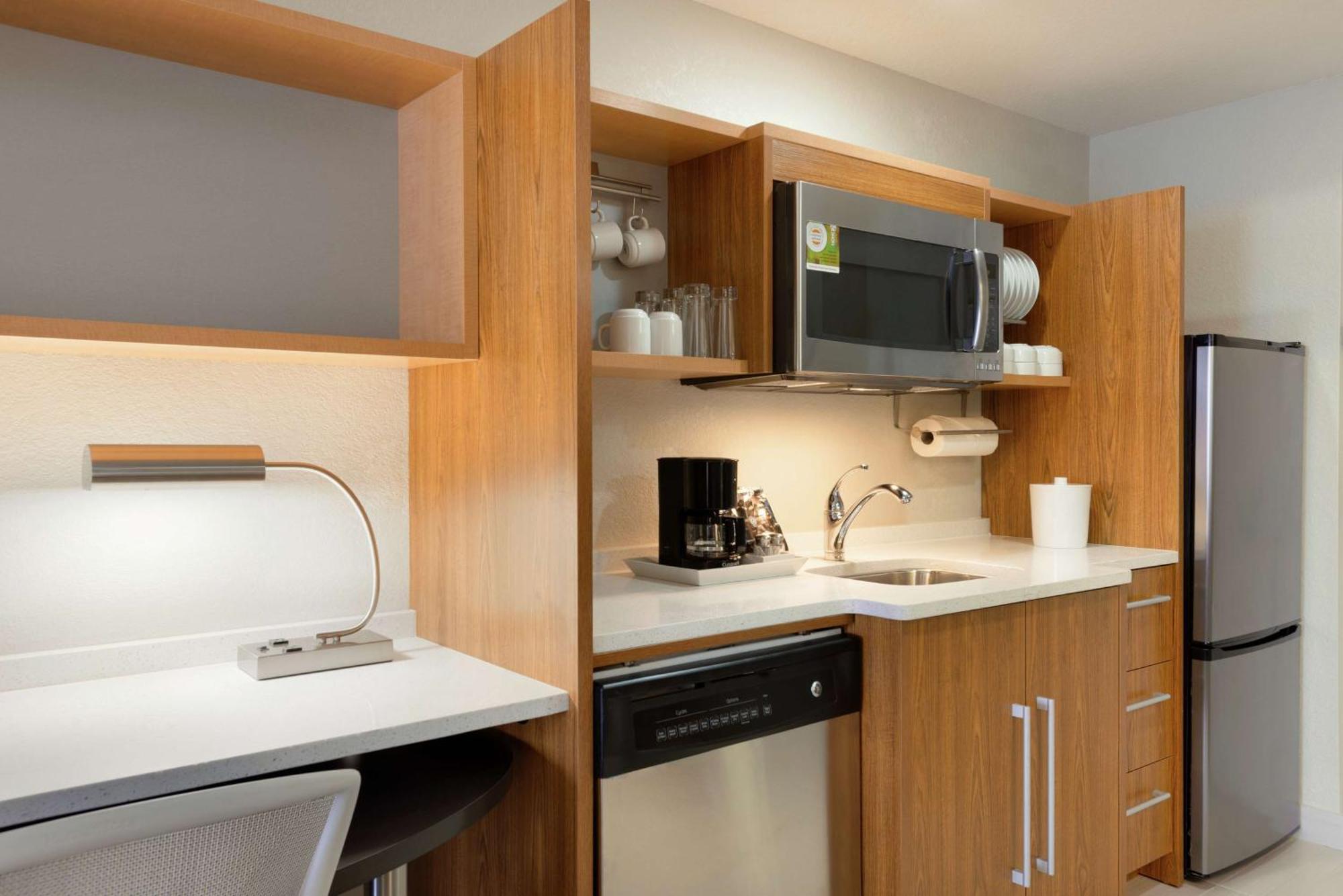 Home2 Suites By Hilton Флорида-Сити Экстерьер фото
